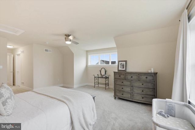 354 AMBER DR, Lititz, PA 17543