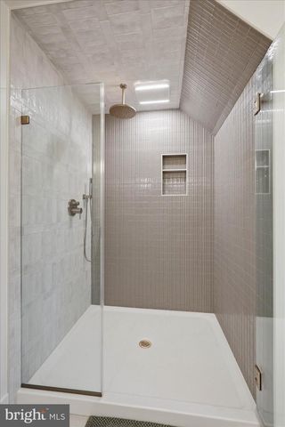 354 AMBER DR, Lititz, PA 17543