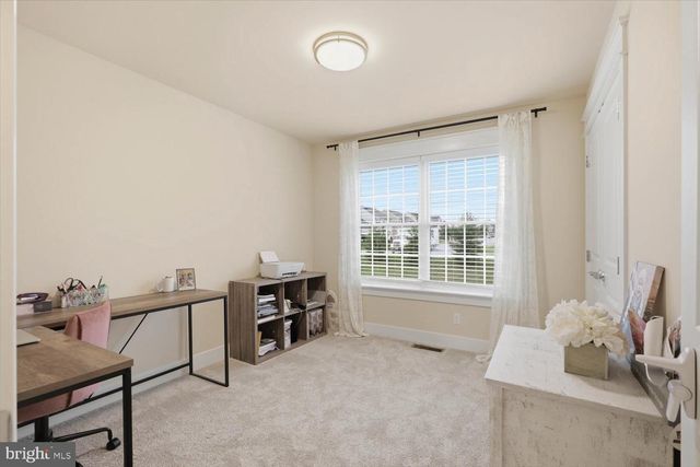 354 AMBER DR, Lititz, PA 17543