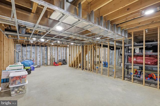 354 AMBER DR, Lititz, PA 17543