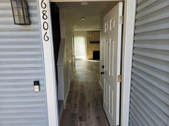 6806 Old Quarry LN, Austin, TX 78731