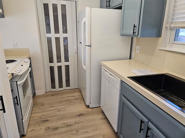 6806 Old Quarry LN, Austin, TX 78731