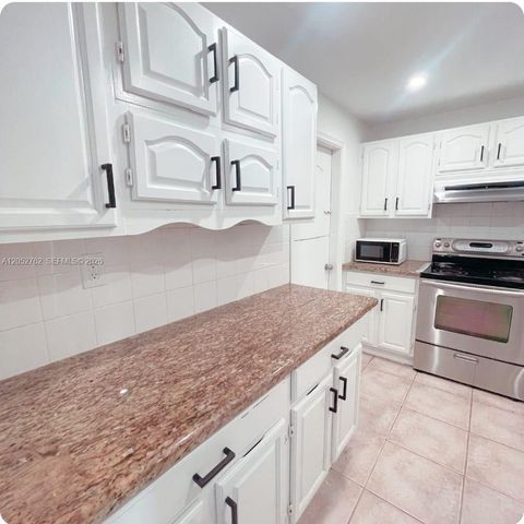 7845 Miller Dr A202, Miami, FL 33155