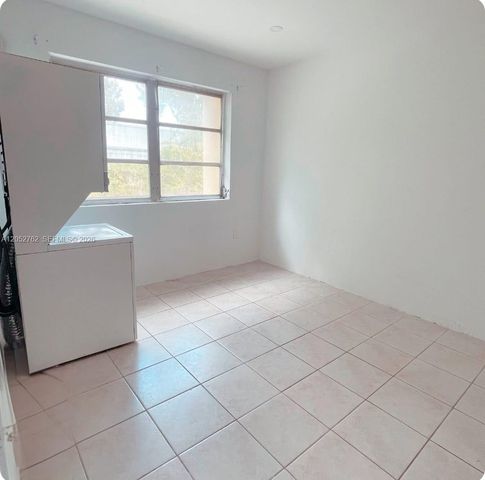 7845 Miller Dr A202, Miami, FL 33155