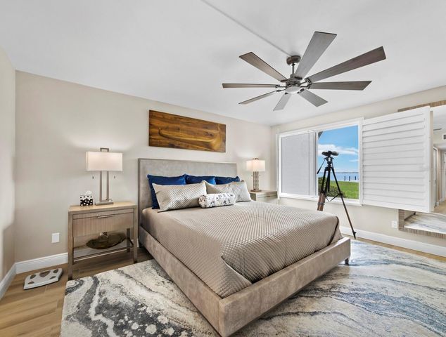 448 GULF OF MEXICO DRIVE A104, Longboat Key, FL 34228