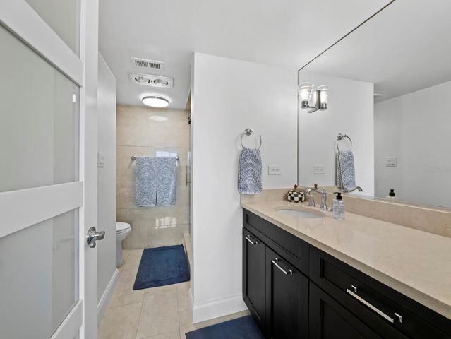 448 GULF OF MEXICO DRIVE A104, Longboat Key, FL 34228