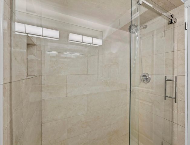 448 GULF OF MEXICO DRIVE A104, Longboat Key, FL 34228