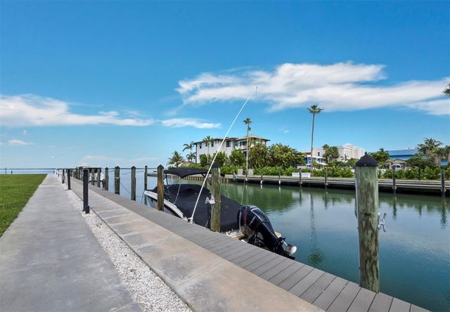 448 GULF OF MEXICO DRIVE A104, Longboat Key, FL 34228