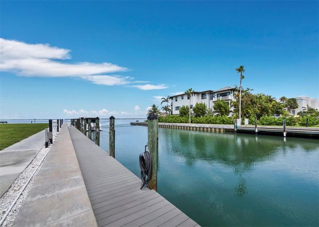 448 GULF OF MEXICO DRIVE A104, Longboat Key, FL 34228