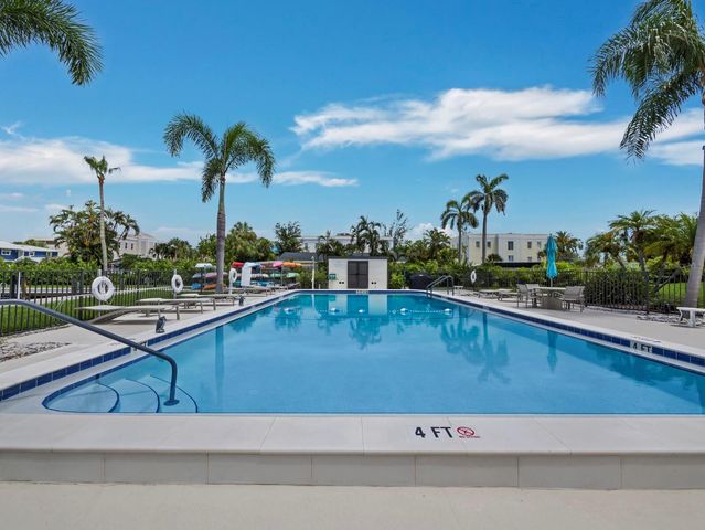 448 GULF OF MEXICO DRIVE A104, Longboat Key, FL 34228