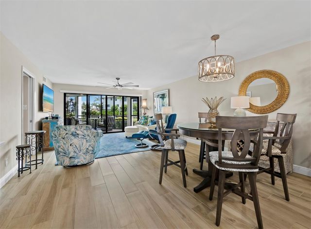 448 GULF OF MEXICO DRIVE A104, Longboat Key, FL 34228