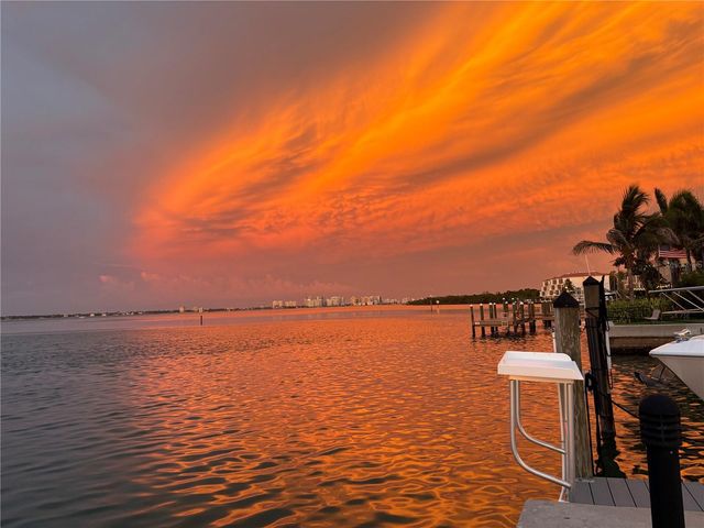 448 GULF OF MEXICO DRIVE A104, Longboat Key, FL 34228