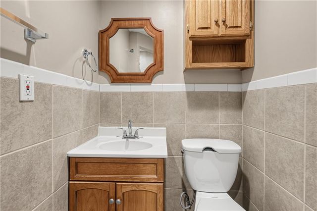 5228 Woodson Road, Raytown, MO 64133