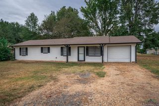 2704 CR 192, Kilgore, TX 75662