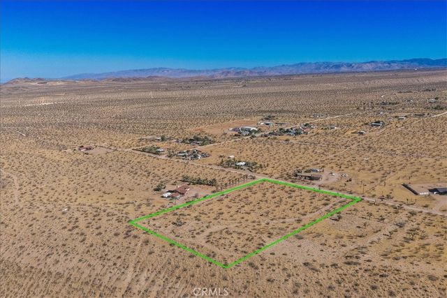 56666 Lowe Avenue, Yucca Valley, CA 92284