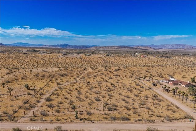 56666 Lowe Avenue, Yucca Valley, CA 92284