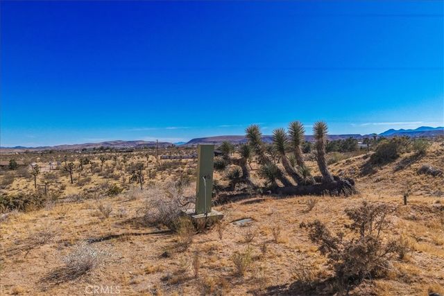 56666 Lowe Avenue, Yucca Valley, CA 92284