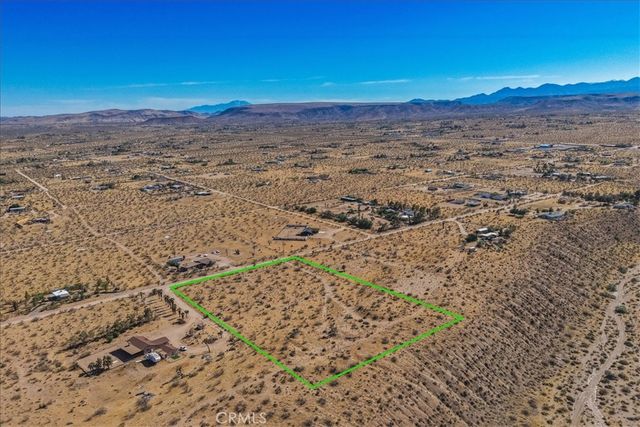 56666 Lowe Avenue, Yucca Valley, CA 92284