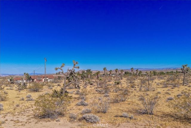 56666 Lowe Avenue, Yucca Valley, CA 92284