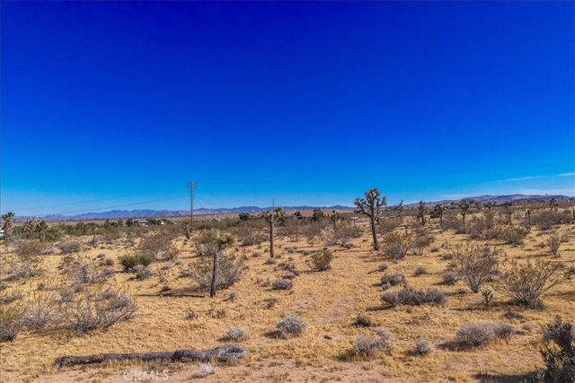 56666 Lowe Avenue, Yucca Valley, CA 92284