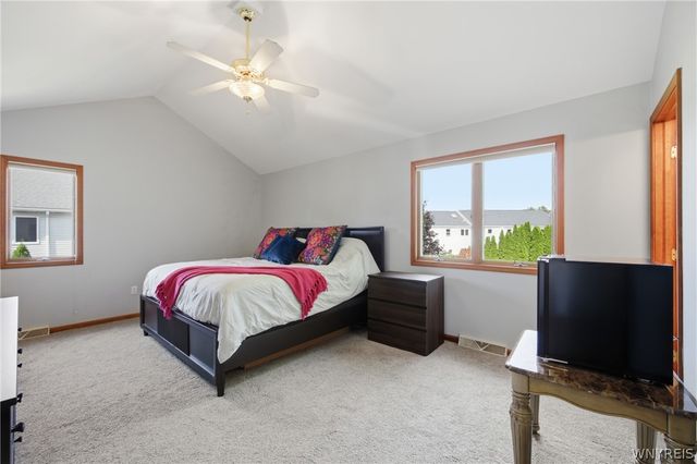 664 Sara Court, Lewiston, NY 14092