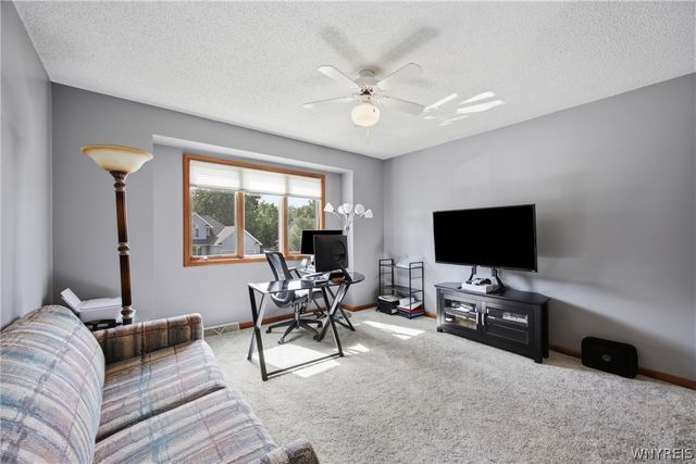 664 Sara Court, Lewiston, NY 14092