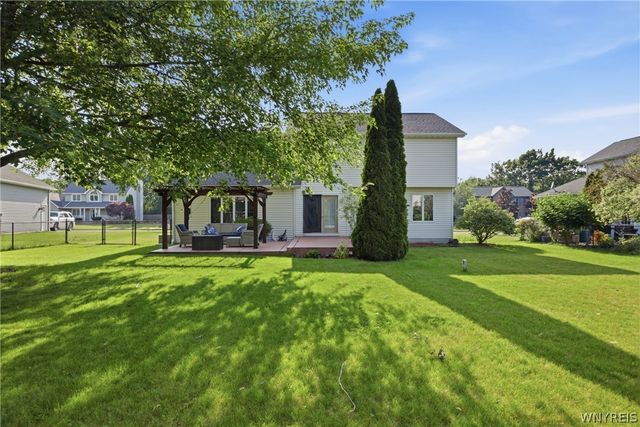 664 Sara Court, Lewiston, NY 14092