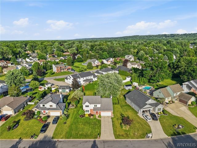 664 Sara Court, Lewiston, NY 14092