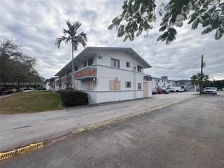 4444 SW 67th Ave 6, Miami, FL 33155