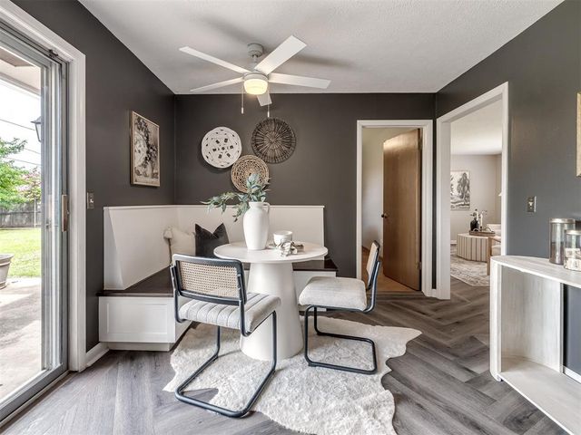 2717 Plymouth Lane, The Village, OK 73120