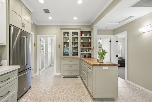 520 Linda, Redlands, CA 92373