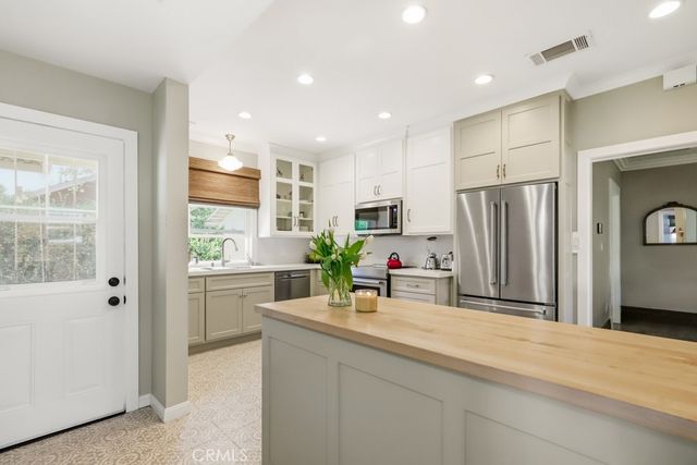 520 Linda, Redlands, CA 92373