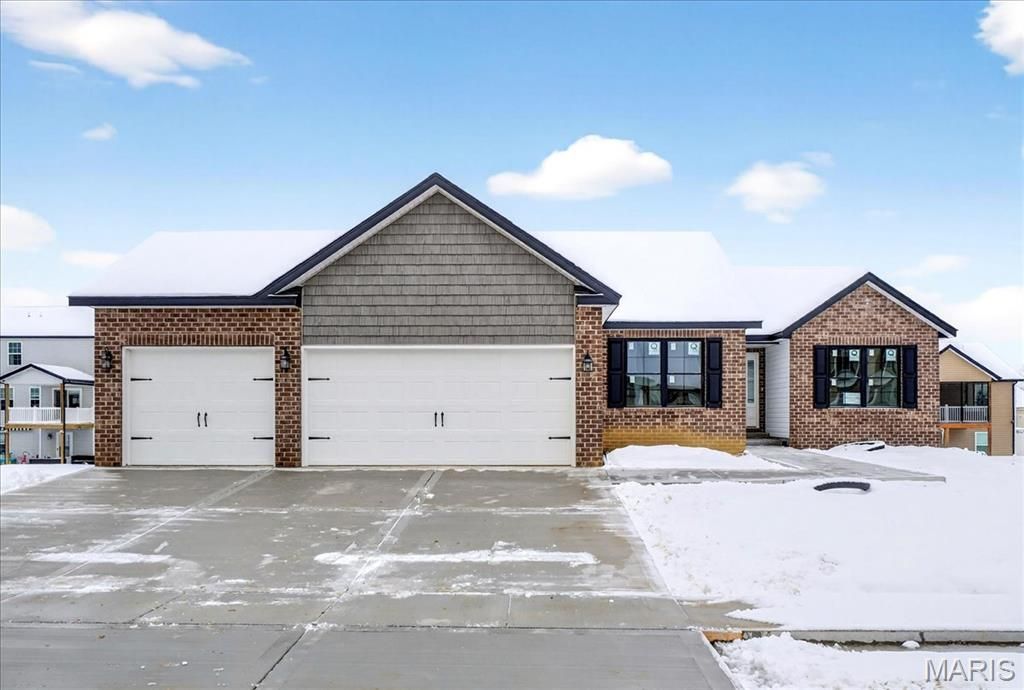 616 Middletown Court, O'fallon, IL 62269