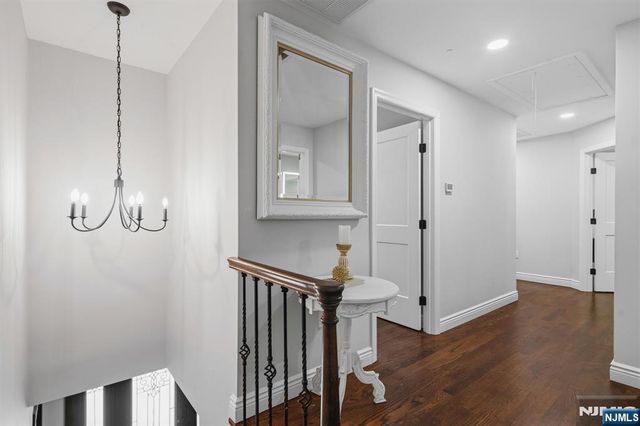 210 Carmal Court, Wyckoff, NJ 07481