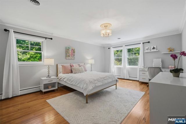 210 Carmal Court, Wyckoff, NJ 07481