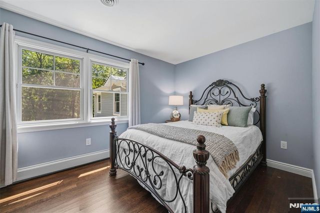210 Carmal Court, Wyckoff, NJ 07481