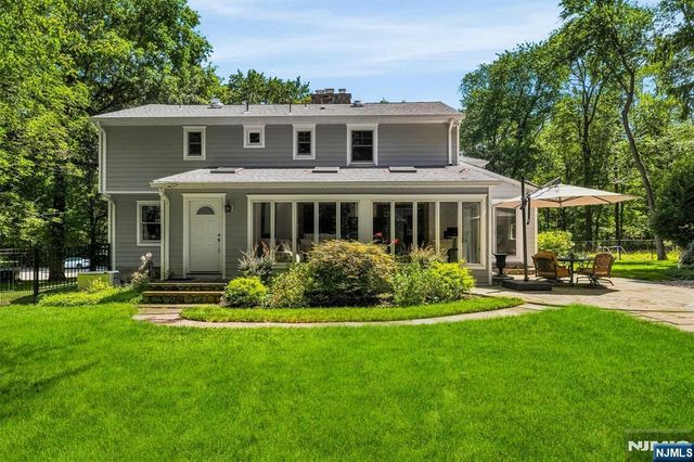 210 Carmal Court, Wyckoff, NJ 07481