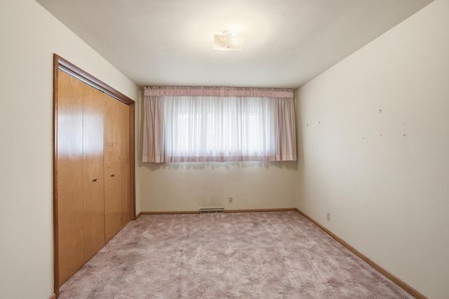 8505 5th Street, Highland, IN 46322
