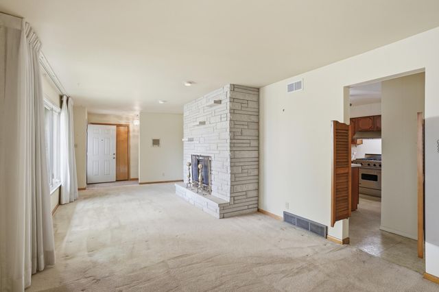 8505 5th Street, Highland, IN 46322