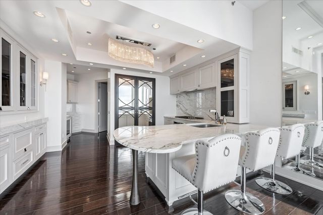 401 N Wabash Avenue 86B, Chicago, IL 60611