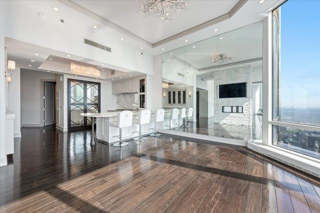 401 N Wabash Avenue 86B, Chicago, IL 60611