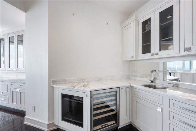 401 N Wabash Avenue 86B, Chicago, IL 60611