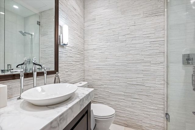 401 N Wabash Avenue 86B, Chicago, IL 60611