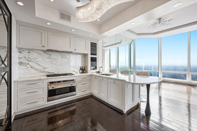 401 N Wabash Avenue 86B, Chicago, IL 60611