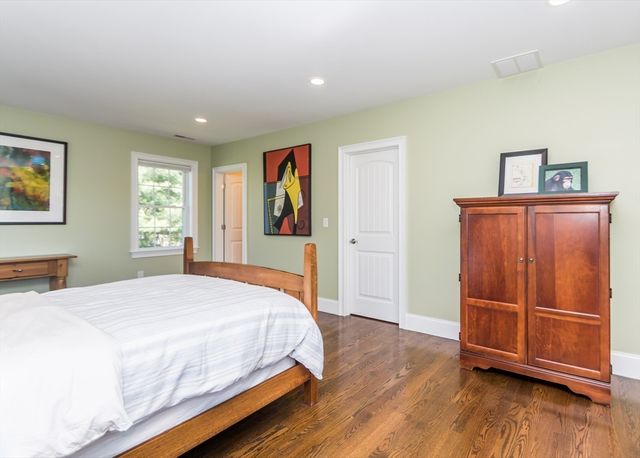 128 Church Street 2, Waltham, MA 02452