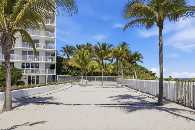 613 Ocean Dr 5D, Key Biscayne, FL 33149