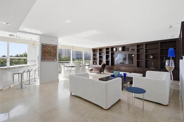 613 Ocean Dr 5D, Key Biscayne, FL 33149