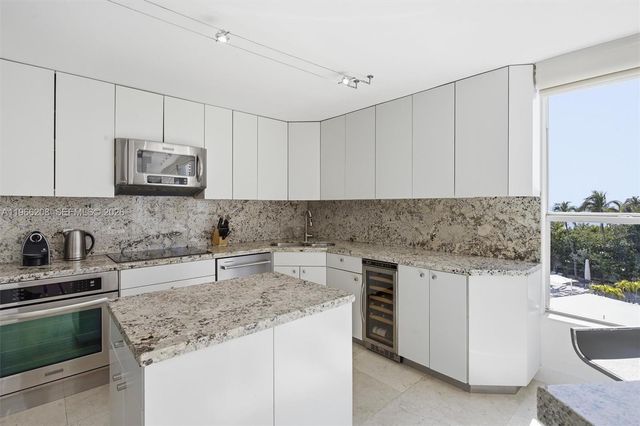 613 Ocean Dr 5D, Key Biscayne, FL 33149