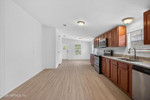 2210 HIBISCUS Avenue, Middleburg, FL 32068