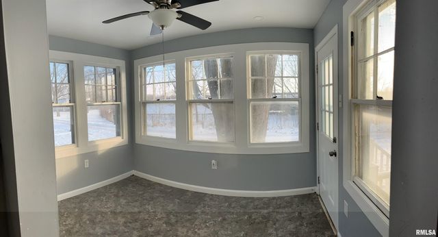 3712 33RD Street, Moline, IL 61265